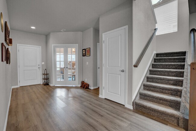 Building Photo - 8345 Talc Dr