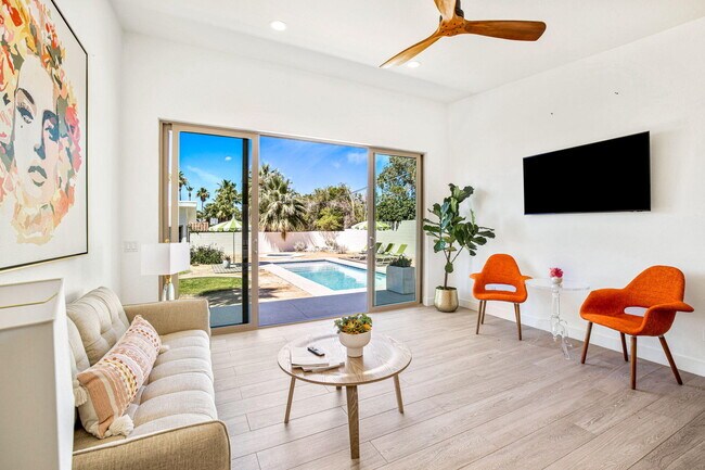 Building Photo - 45654 Verba Santa Dr