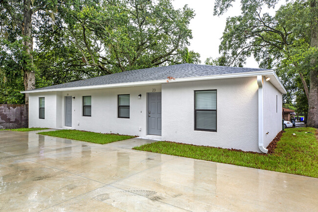 Building Photo - 101 Lake Hunter Dr