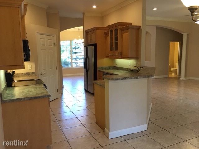 Foto del edificio - 4 br, 4 bath House - 5337 Bloomfield Blvd