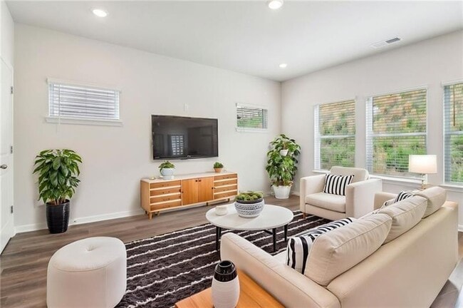 Building Photo - 2759 Aralynn Wy