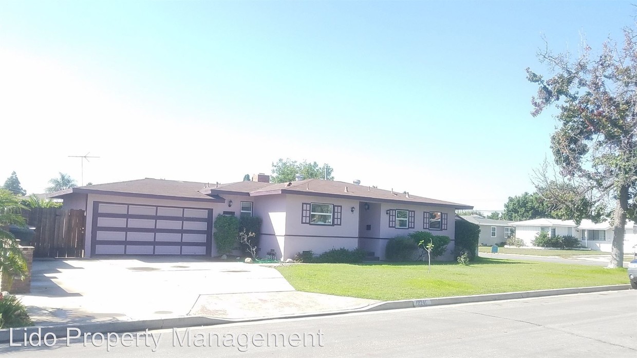 Primary Photo - 3 br, 1.5 bath House - 12241 Browning Rd.