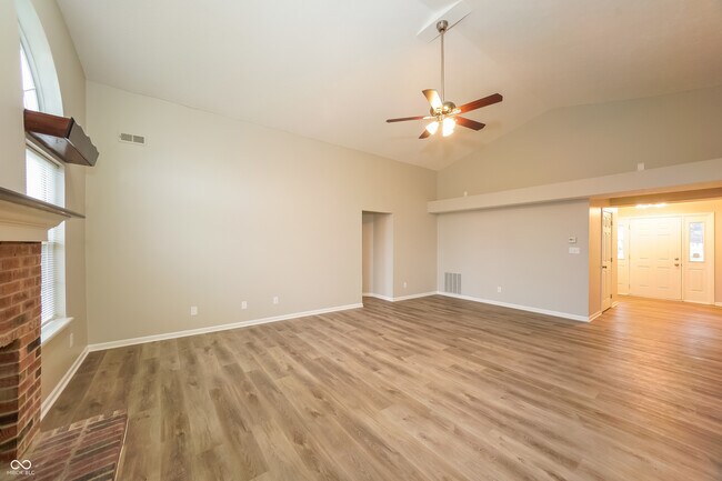 Foto del edificio - 4834 Countrybrook Ct