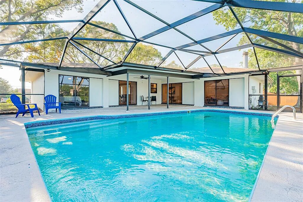 Foto principal - 2121 Beecher Rd