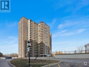 Building Photo - 1535-1535 Lakeshore Rd E