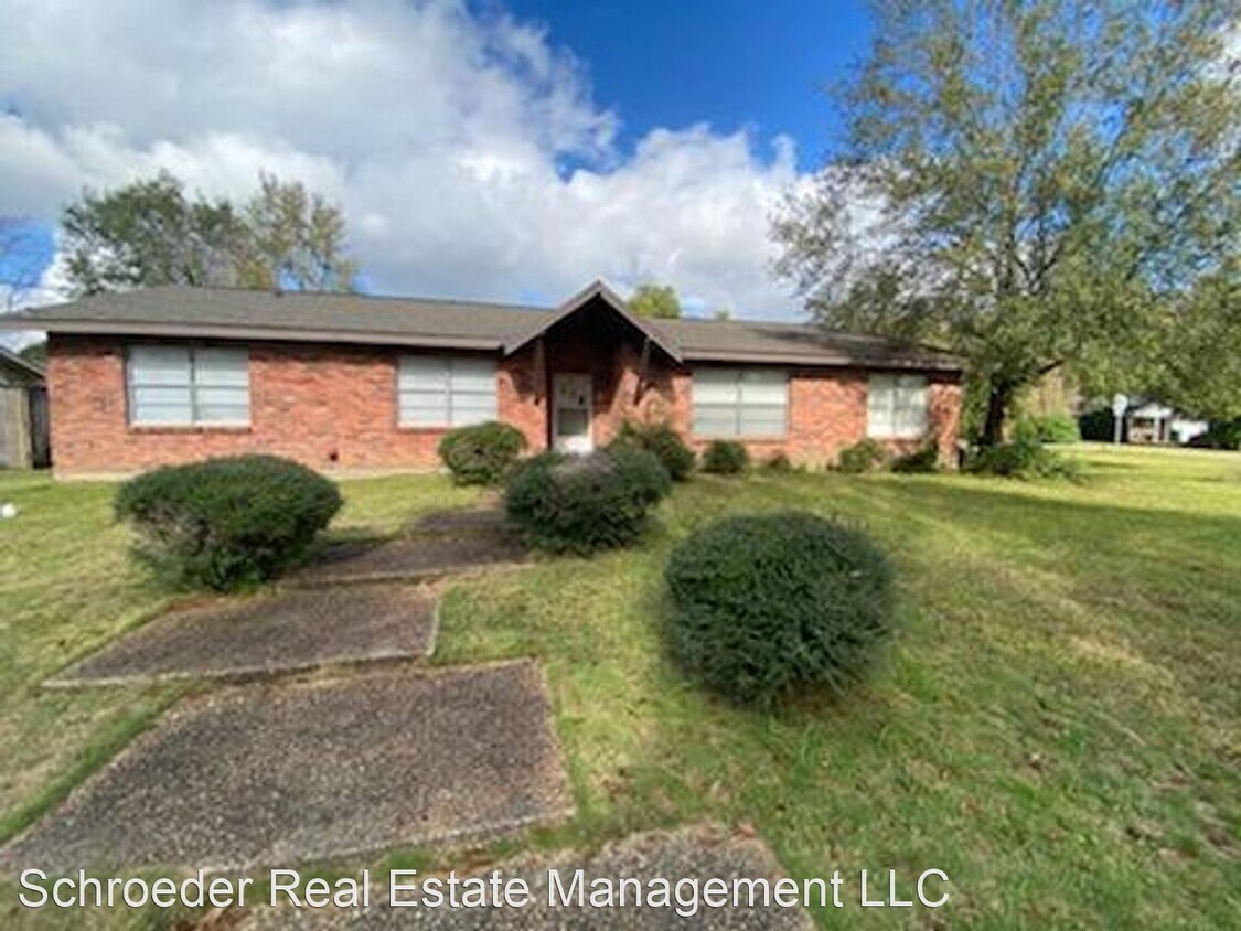 Primary Photo - 3 br, 2 bath House - 15278 St. Charles Street