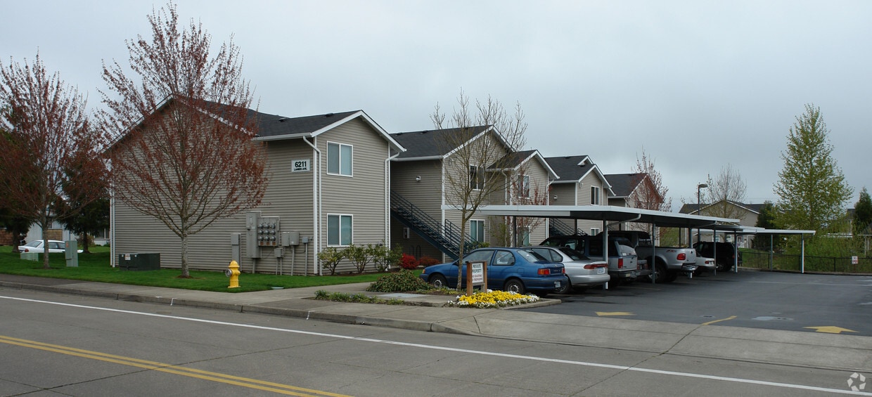 Willow Creek - Willow Creek Apartments