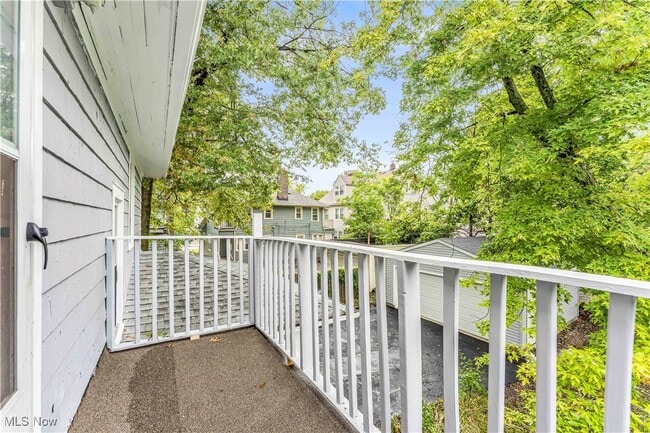 Building Photo - 1542 Parkhill Rd