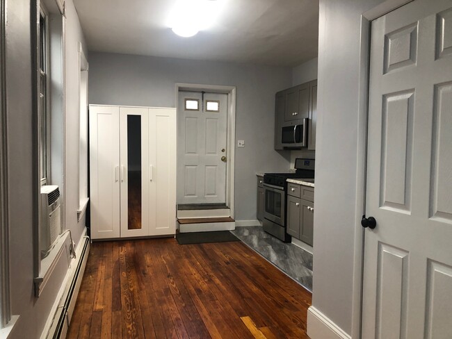 Kitchen door to deck - 4325 Main St
