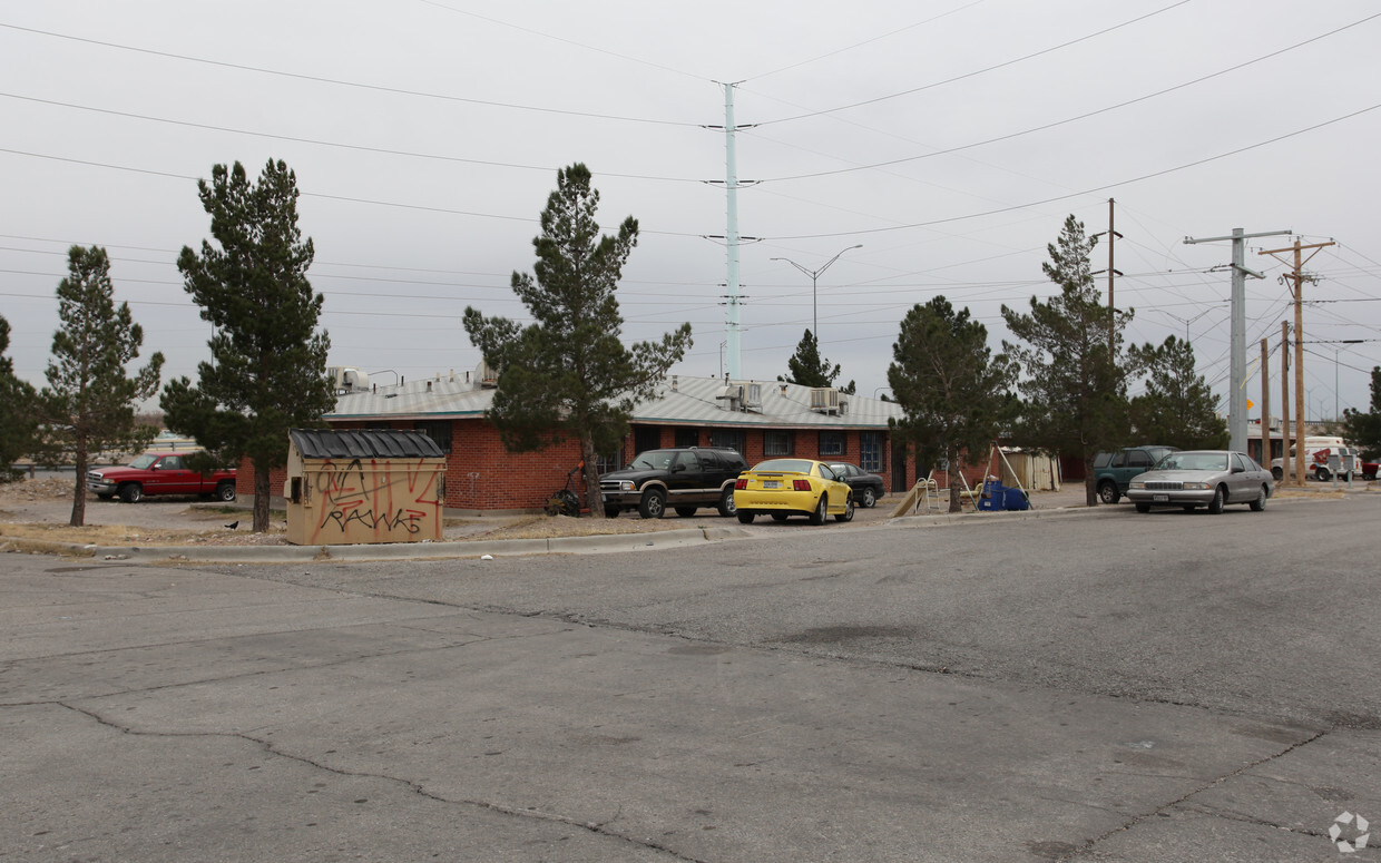 Primary Photo - 4100 Nations Ave