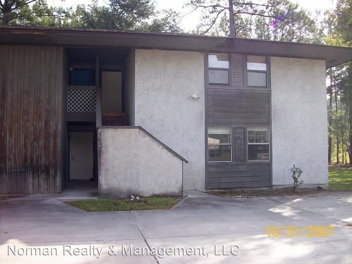 2 br, 1.5 bath House 401 Oakridge Bend 7 House Rental in Fort