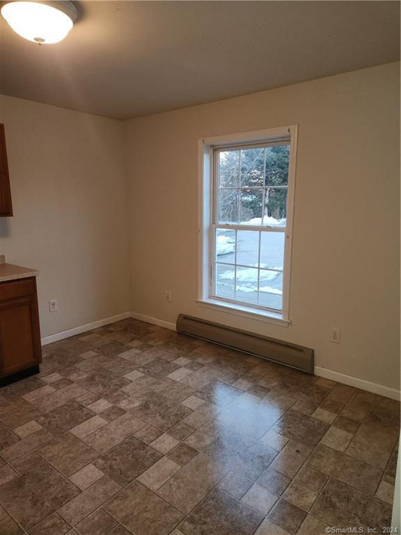 Foto del edificio - 245 Elizabeth St Ext