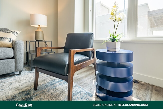 Building Photo - 2190 E 11th Ave