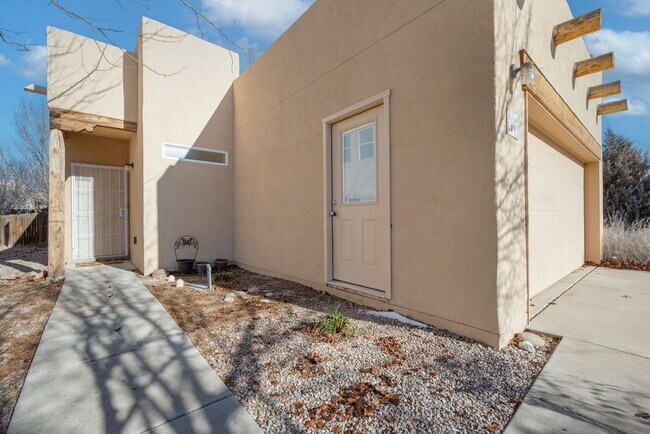 Building Photo - Move-In Ready Beauty Available Now!