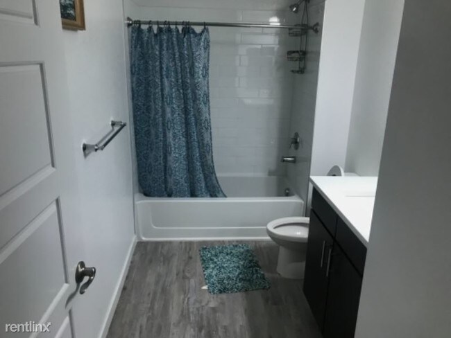 Foto del edificio - 9220 Wilde Ln