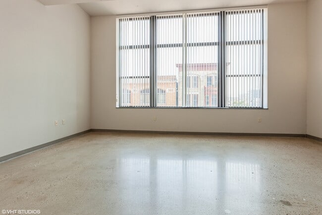 Building Photo - Mercantile Lofts