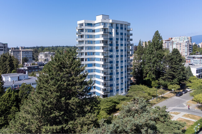 Building Photo - Park Towers