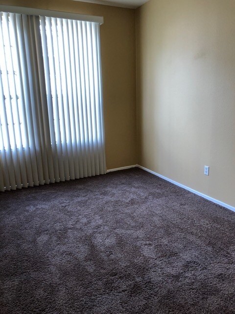 Building Photo - 24151 Del Monte Dr
