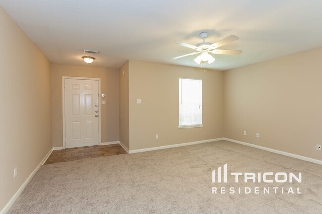 Building Photo - 5746 Gasser Ln