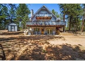 Building Photo - 832 Spring Valley Dr