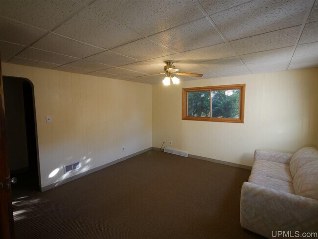 Building Photo - 23358 Ave G