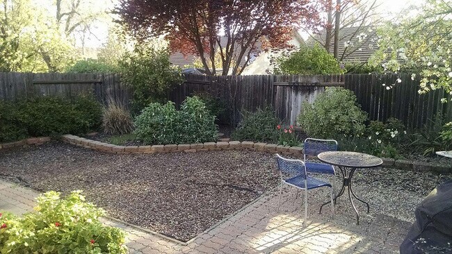 Foto del edificio - Spacious 3BD/1Bath Home in Mace Ranch