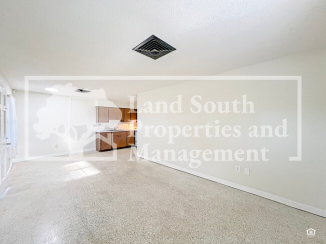 Foto del edificio - 2336 Broadway St
