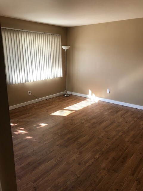 Building Photo - 2806 Cherry Hills Pl