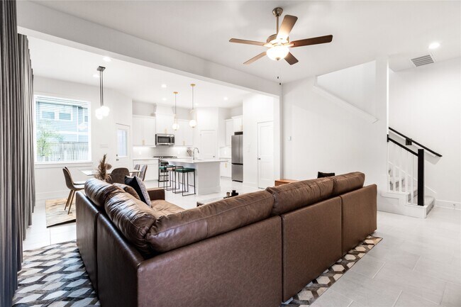 Foto del edificio - 21111 Rio San Jose Ct