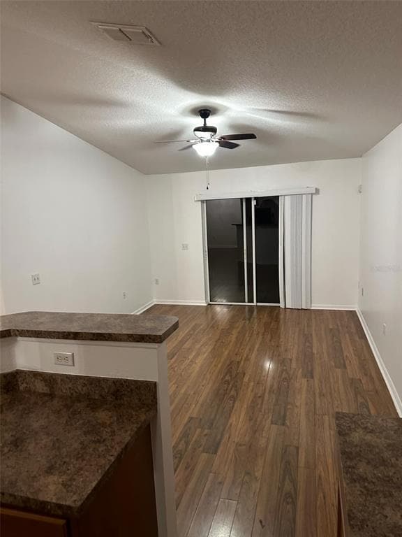 Building Photo - 1518 Sterns Dr