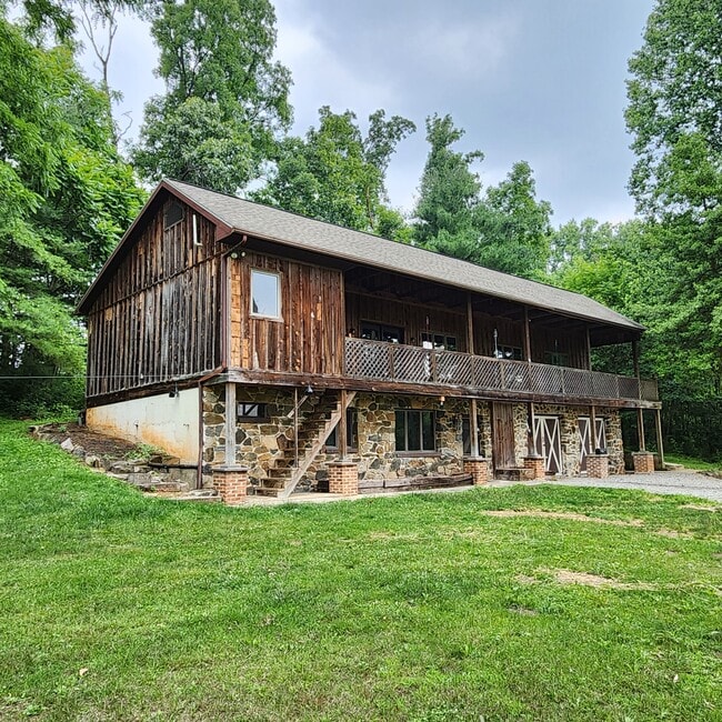 Building Photo - 780 Company Farm Rd