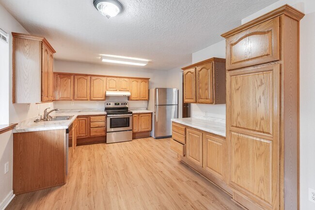 Foto del edificio - Beautiful 5 Bed, 3 Bath Rental Home in Sherwood!