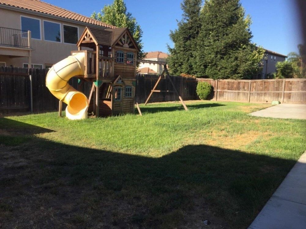 Primary Photo - 1219 Mill Way