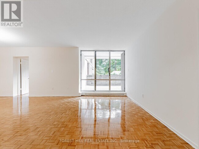 Photo du bâtiment - 4001-4001 Bayview Ave