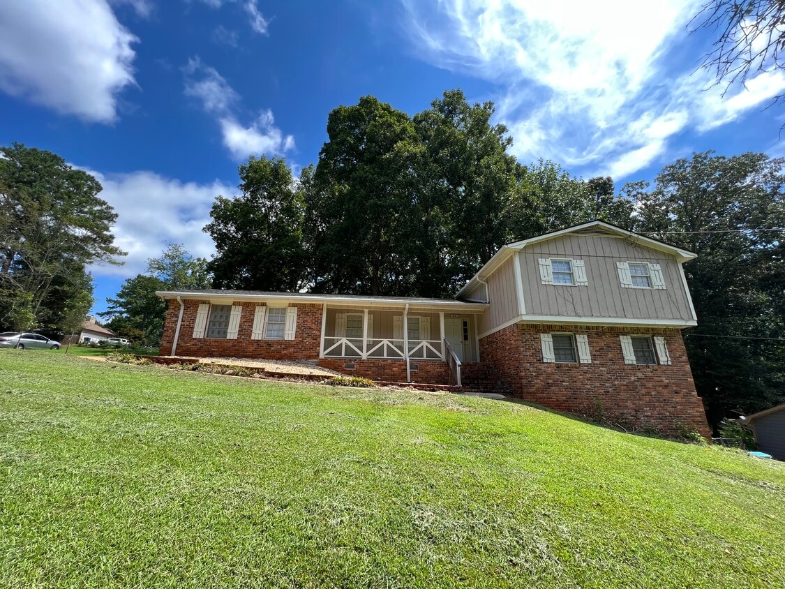 786 Catherine Dr, Lawrenceville, GA 30044 House Rental in