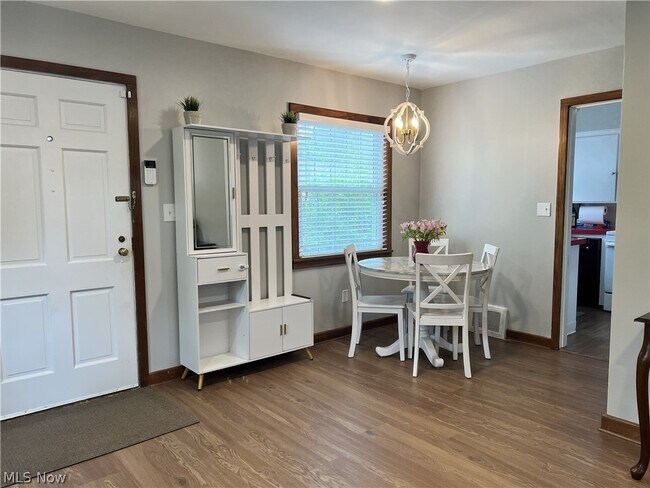 Foto del edificio - 2352 26th St