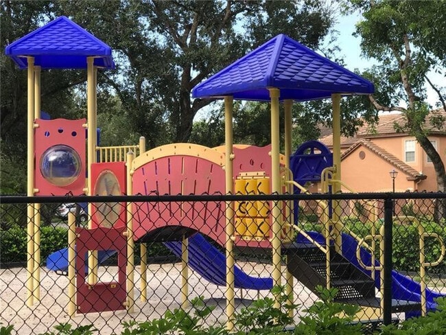 Building Photo - 1489 Barcelona Way