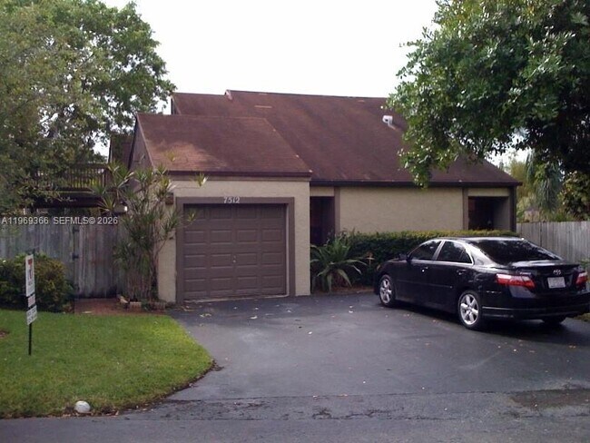 Foto del edificio - 7512 SW 95th Pl