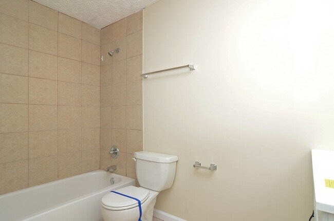 Building Photo - 5288 Cumberland Way