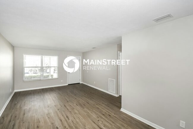 Building Photo - 3 Bedroom Pet-Friendly Home in JACKSONVILL...