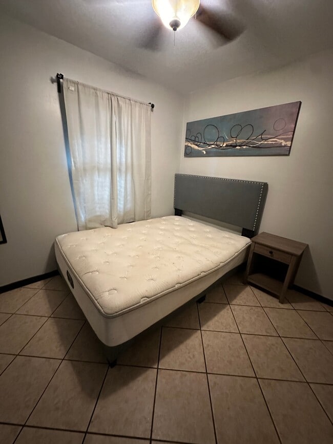 Photo - 6913 Cocos Dr House