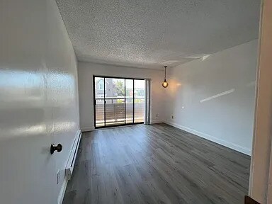 Foto del edificio - 1175 Harrington Pl NE