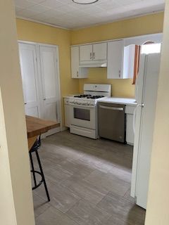 Foto del edificio - 157 Springville Ave