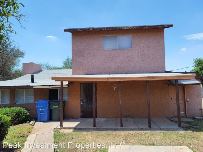 Building Photo - 3 br, 2.5 bath House - 1328 E ROESER ROAD