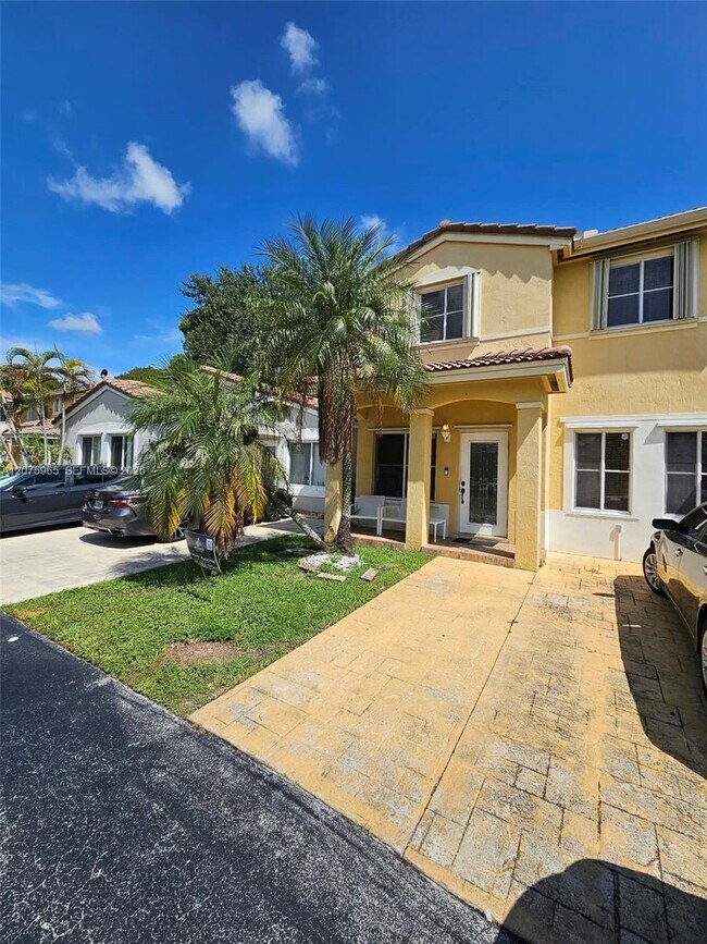 Building Photo - 16435 SW 96th Terrace