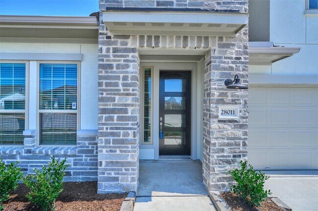 Foto del edificio - 28011 Clapton Path