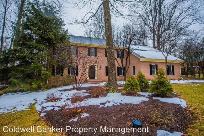 Foto del edificio - 4 br, 3.5 bath House - 103 Anne Glass Road