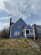 Building Photo - 5426 Park Ave