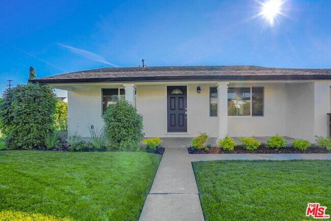 Foto del edificio - 4725 Sawtelle Blvd