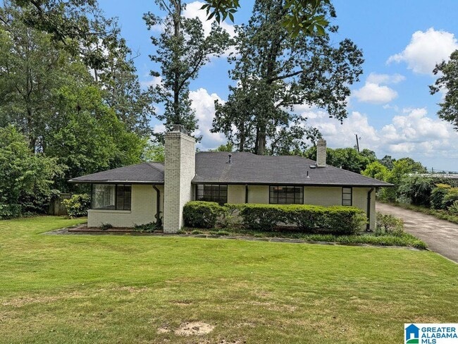 Building Photo - 1969 Southwood Rd